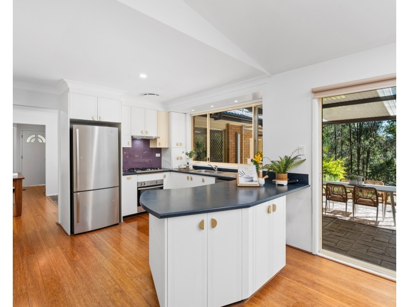 82 Chamberlain Road, Wyoming NSW 2250