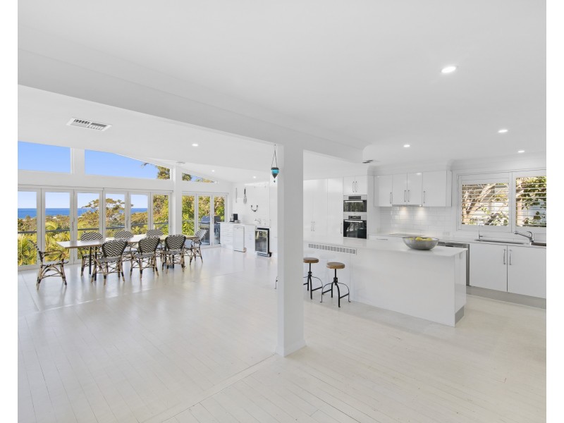 74 Bradleys Road, North Avoca NSW 2260
