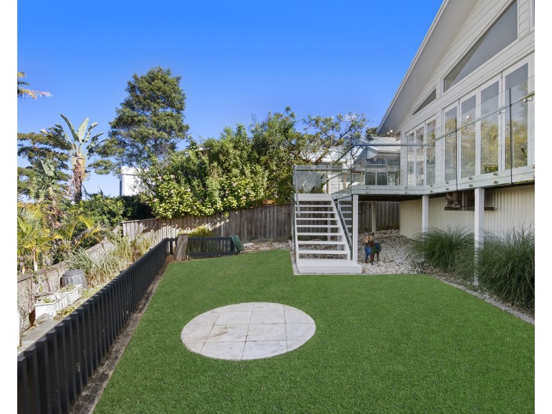 74 Bradleys Road, North Avoca NSW 2260