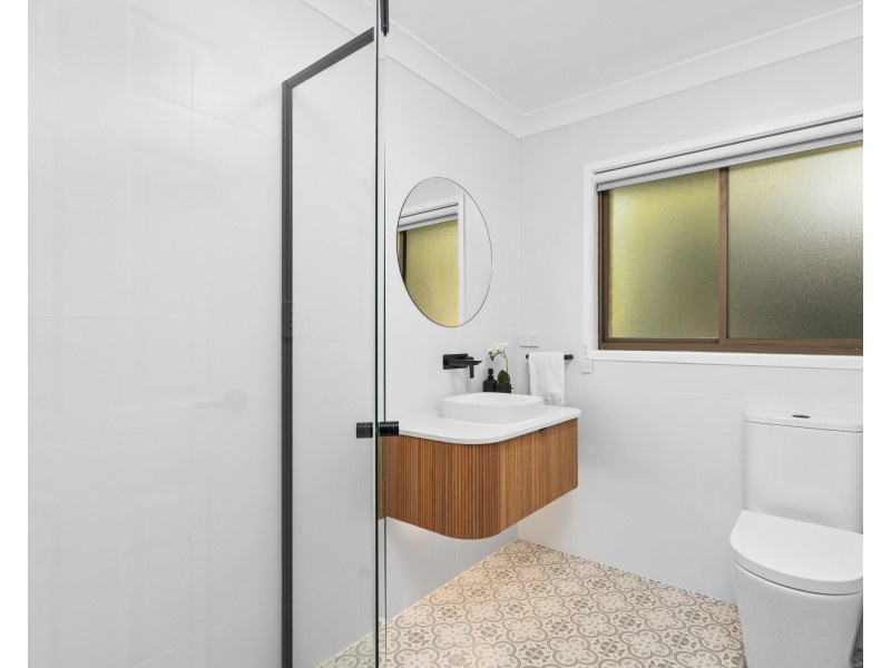 7 Maya Street, Wyoming NSW 2250