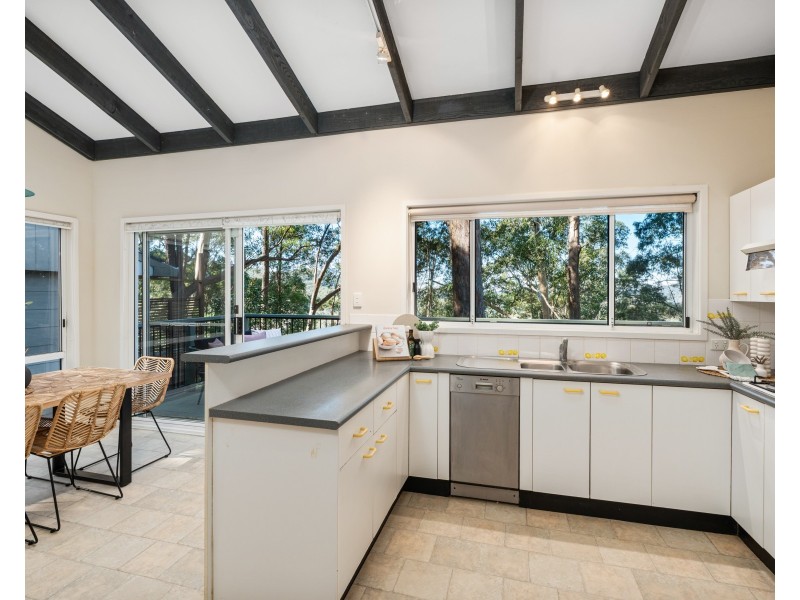 27 Alison Road, Springfield NSW 2250