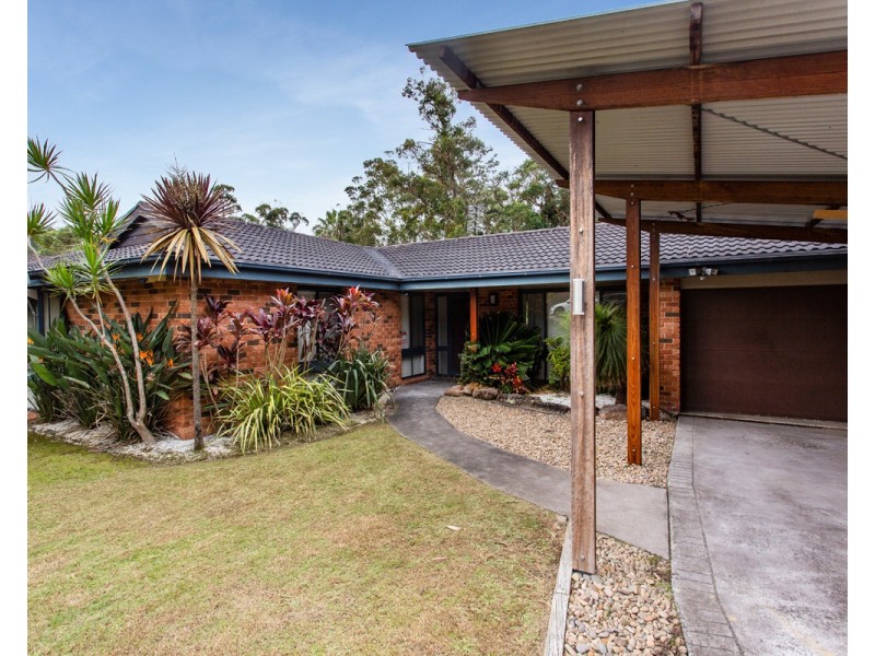 6 Kuburra Road, Erina NSW 2250