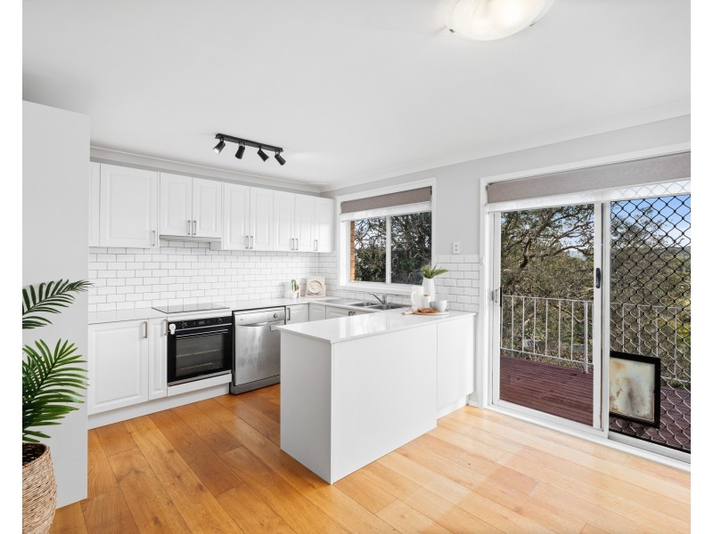 25 Malison Street, Wyoming NSW 2250