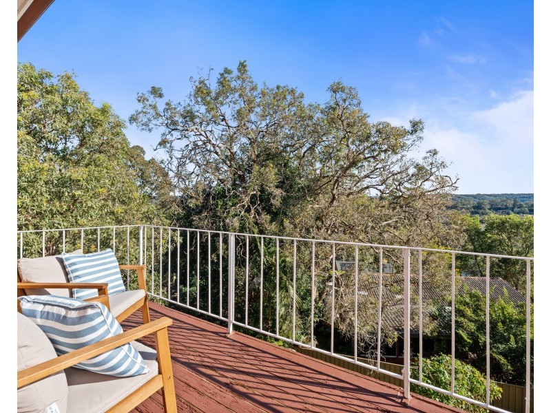 25 Malison Street, Wyoming NSW 2250