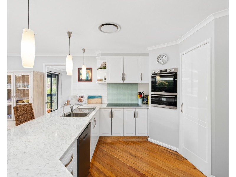 6 Cobbedah Drive, Springfield NSW 2250