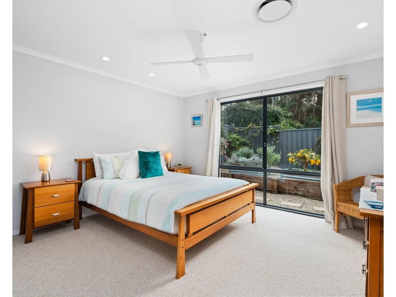 6 Cobbedah Drive, Springfield NSW 2250