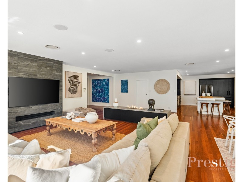 327 Tumbi Road, Wamberal NSW 2260