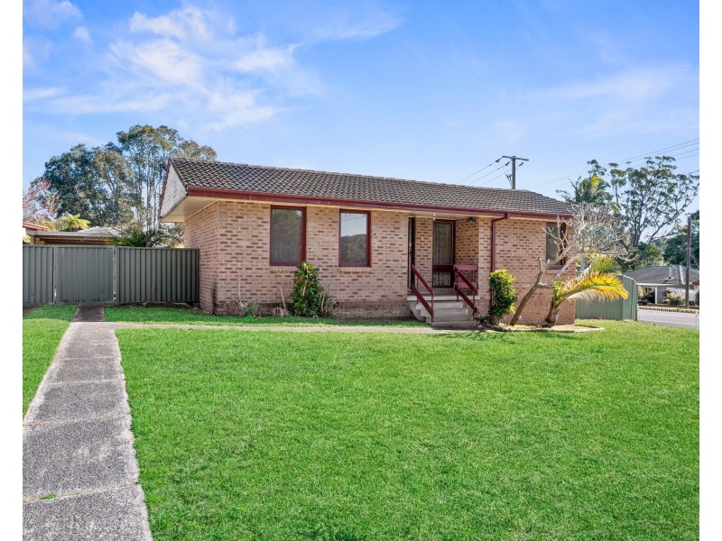 2 Pemworth Close, Wyoming NSW 2250