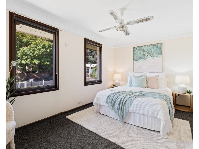 2 Pemworth Close, Wyoming NSW 2250