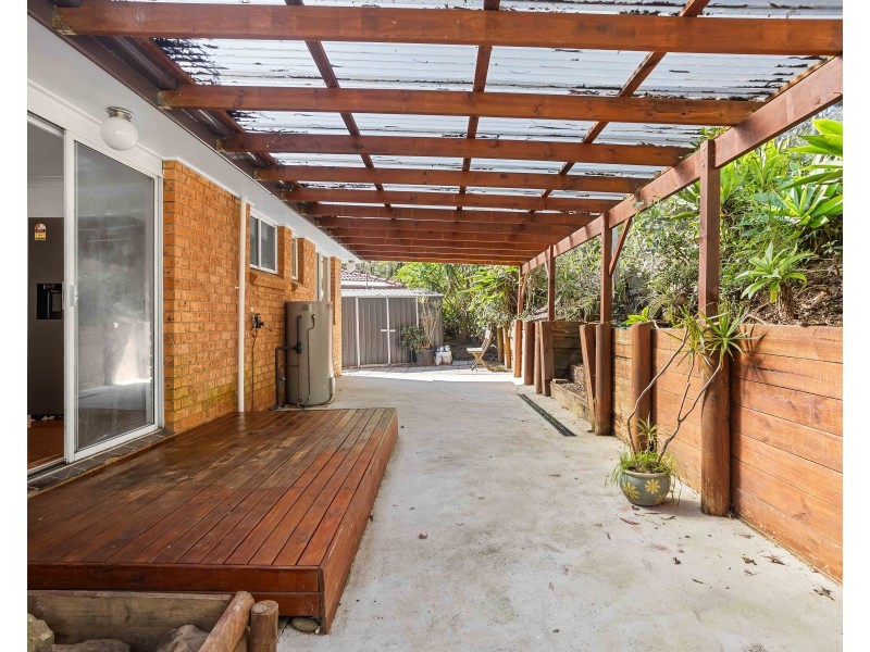 14 Paperbark Close, Wyoming NSW 2250