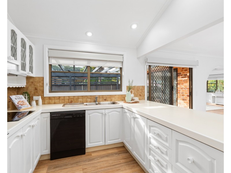 32 Wyoming Road, Wyoming NSW 2250