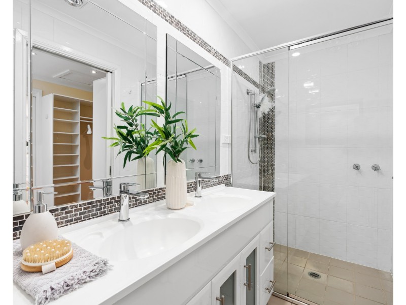 107 Carrington Street, Narara NSW 2250