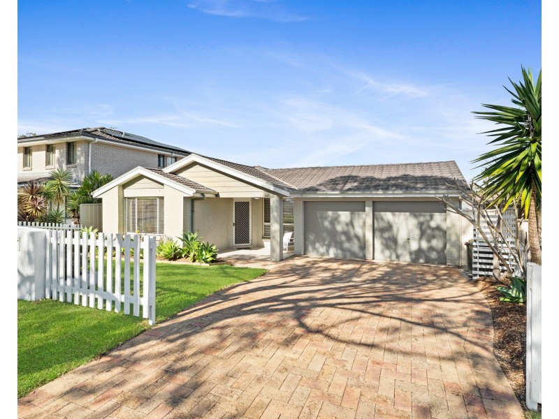 19 Kuttabul Road, Wadalba NSW 2259