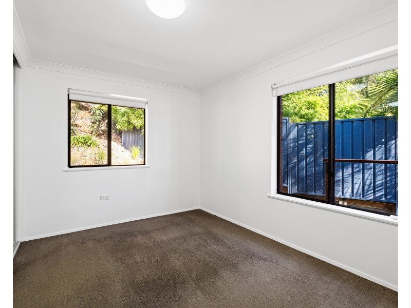 6 Yugari Crescent, Daleys Point NSW 2257