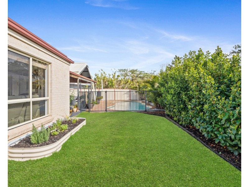 15 Isis Street, Wyoming NSW 2250