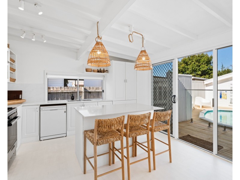 17 Bondi Road, The Entrance North NSW 2261