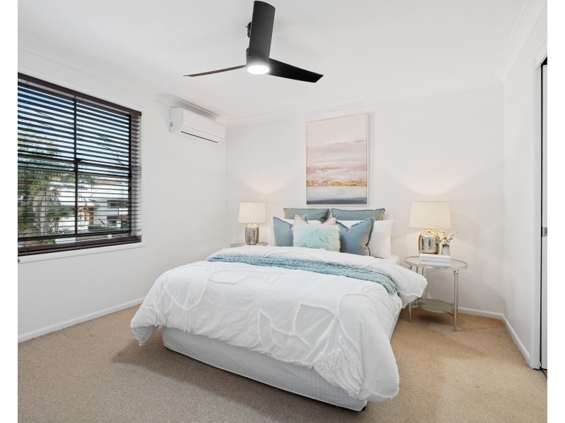 2/11 Berrys Head Road, Narara NSW 2250