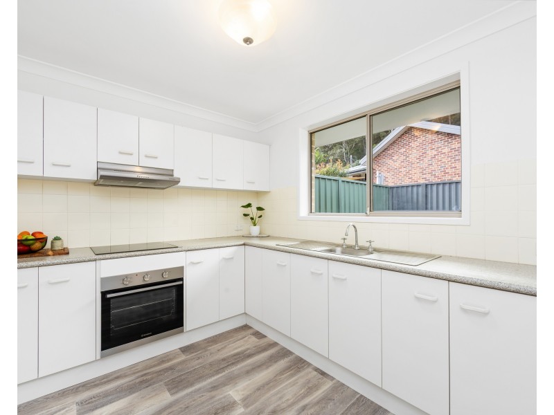 2/11 Casula Place, Ourimbah NSW 2258
