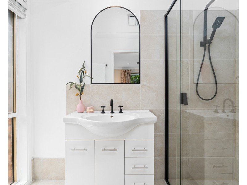 34 Eve Street, Narara NSW 2250