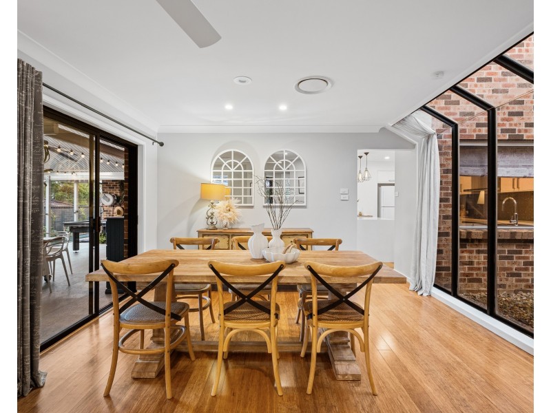 33 Yanderra Crescent, Narara NSW 2250