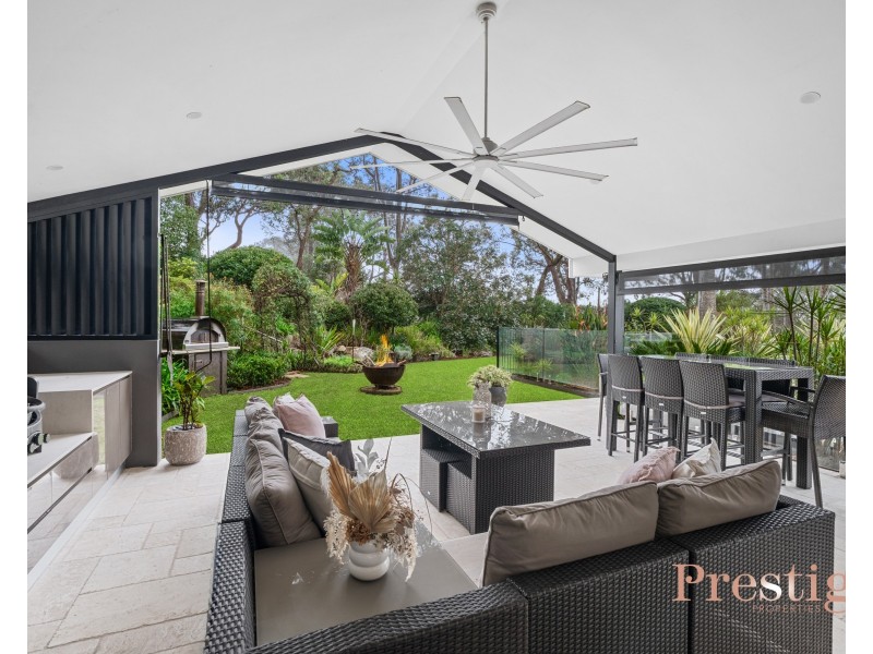 17 Currawong Road, Wamberal NSW 2260