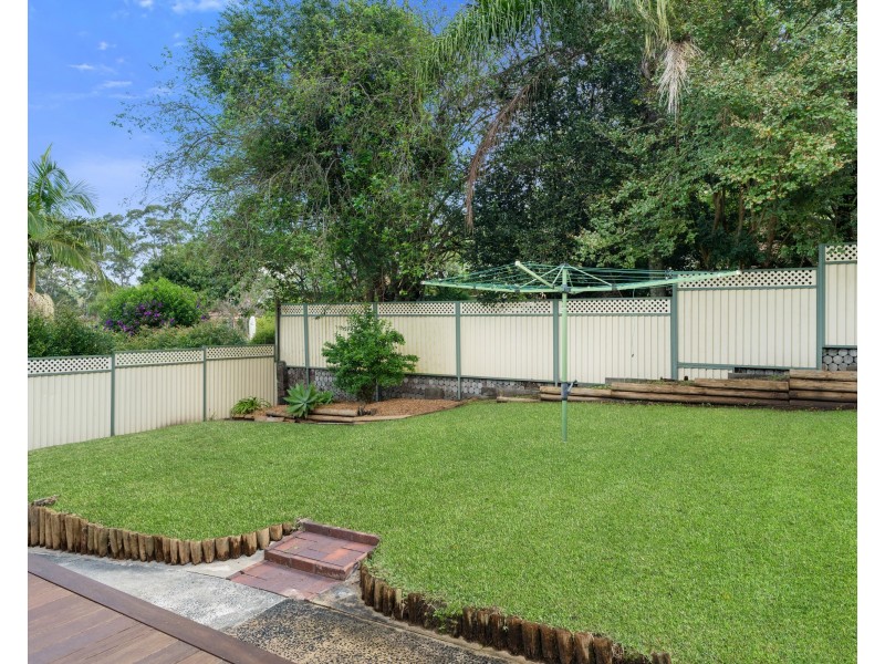 83 Hanlan Street North, Narara NSW 2250