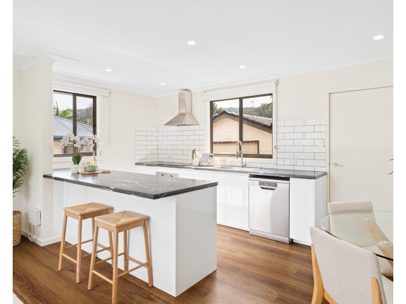 37 Maitland Road, Springfield NSW 2250