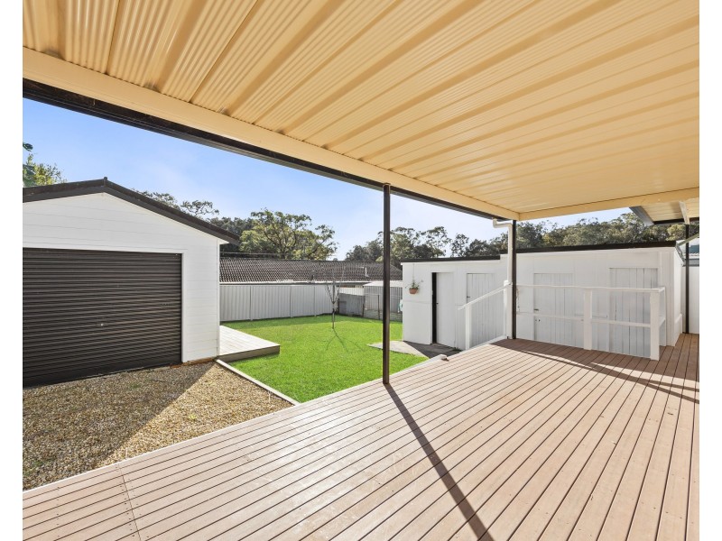 32 Fourth Avenue, Toukley NSW 2263