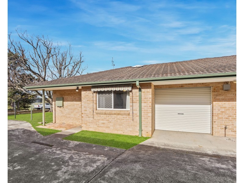 1/28 Russell Street, East Gosford NSW 2250