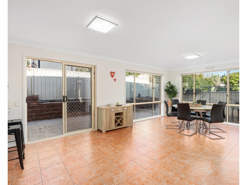 34 Meadow Road, Springfield NSW 2250