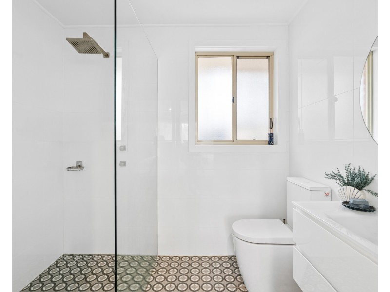 7 Research Road, Narara NSW 2250