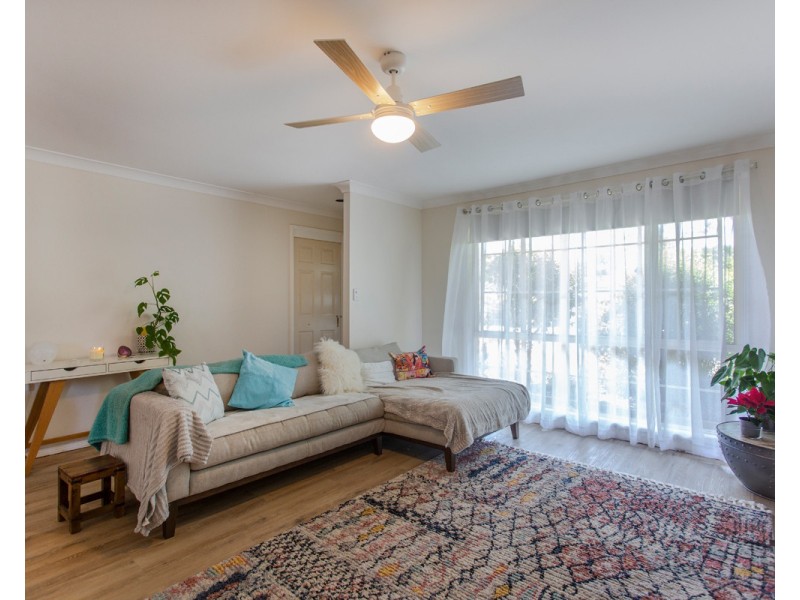 2/6 Donna Close, Lisarow NSW 2250