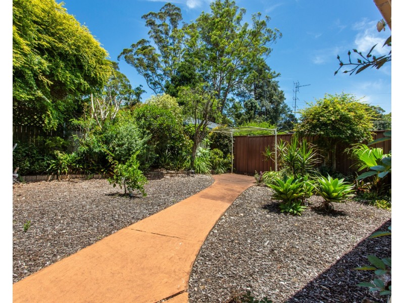 2/6 Donna Close, Lisarow NSW 2250