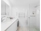 1a Noonan Point Avenue, Point Clare NSW 2250