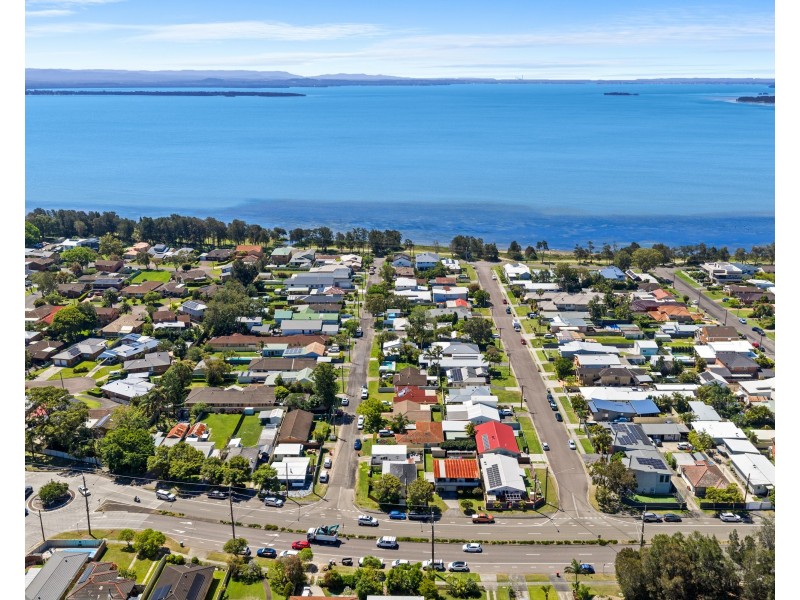 4 Moorlan Avenue, Killarney Vale NSW 2261