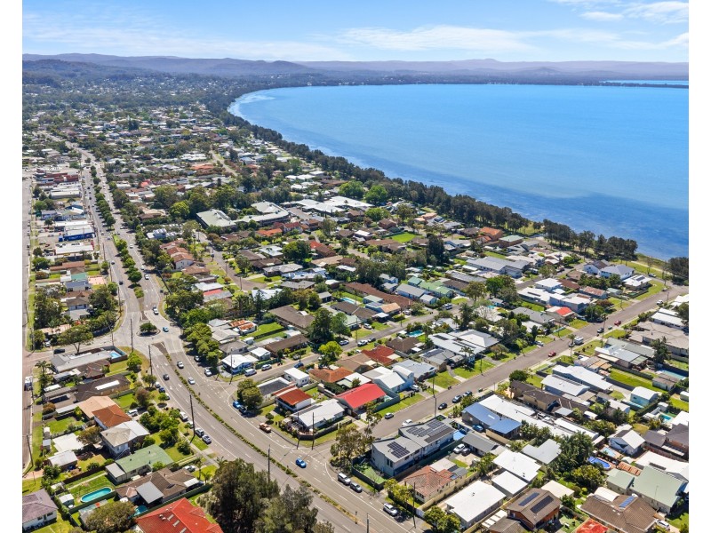 4 Moorlan Avenue, Killarney Vale NSW 2261