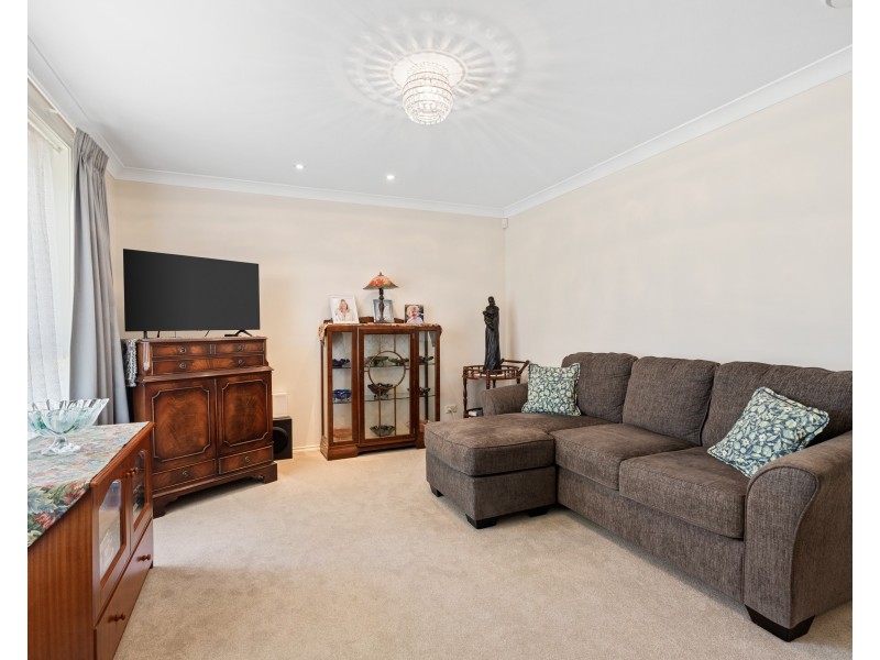 4 Moorlan Avenue, Killarney Vale NSW 2261