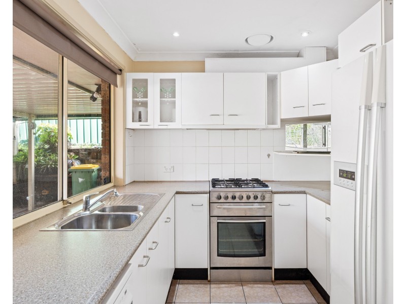 10 Glenmaggie Close, Narara NSW 2250