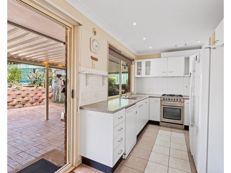10 Glenmaggie Close, Narara NSW 2250