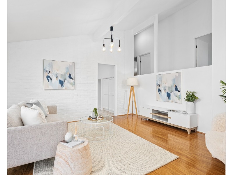 9 Woolard Road, Springfield NSW 2250