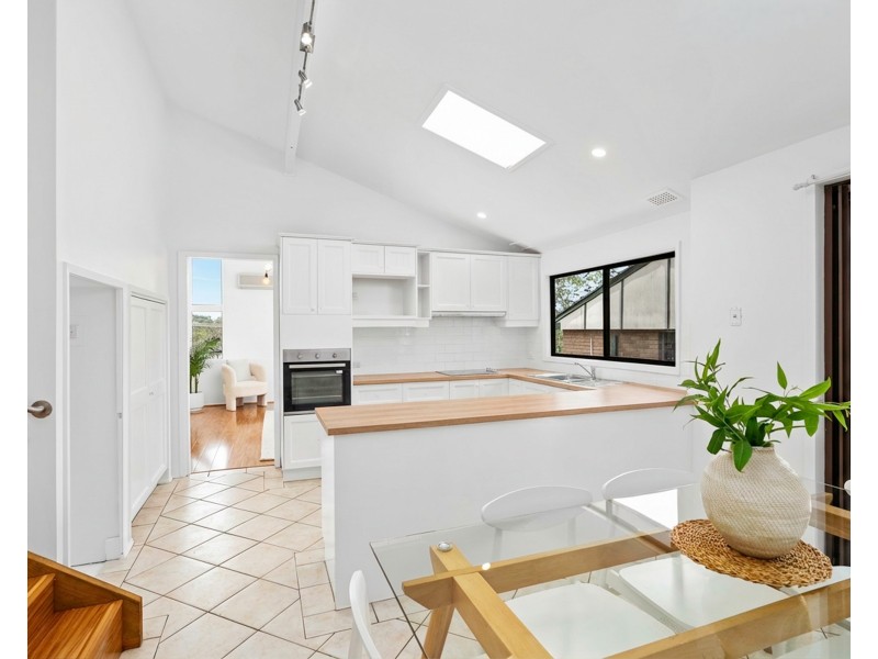 9 Woolard Road, Springfield NSW 2250