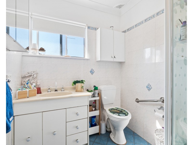 2 Lisarow Street, Lisarow NSW 2250