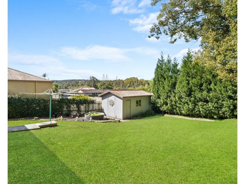 2 Lisarow Street, Lisarow NSW 2250