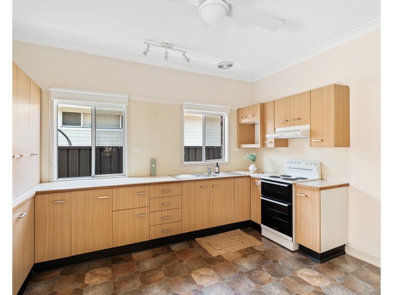 32 Manly Parade, The Entrance North NSW 2261