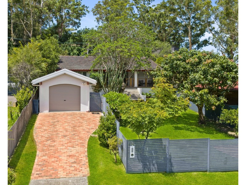 24 Lock Avenue, Springfield NSW 2250