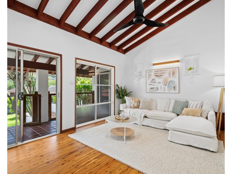 24 Lock Avenue, Springfield NSW 2250