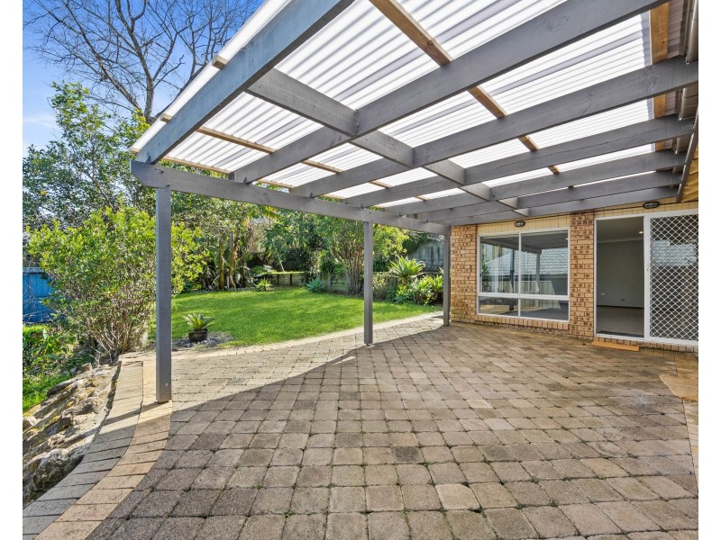 18 Fragar Avenue, Wyoming NSW 2250