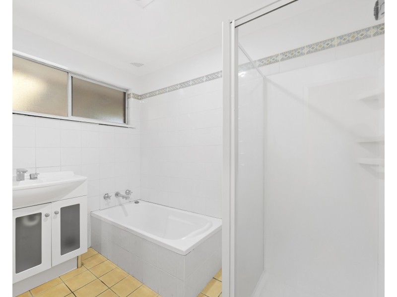 5 Karina Drive, Narara NSW 2250