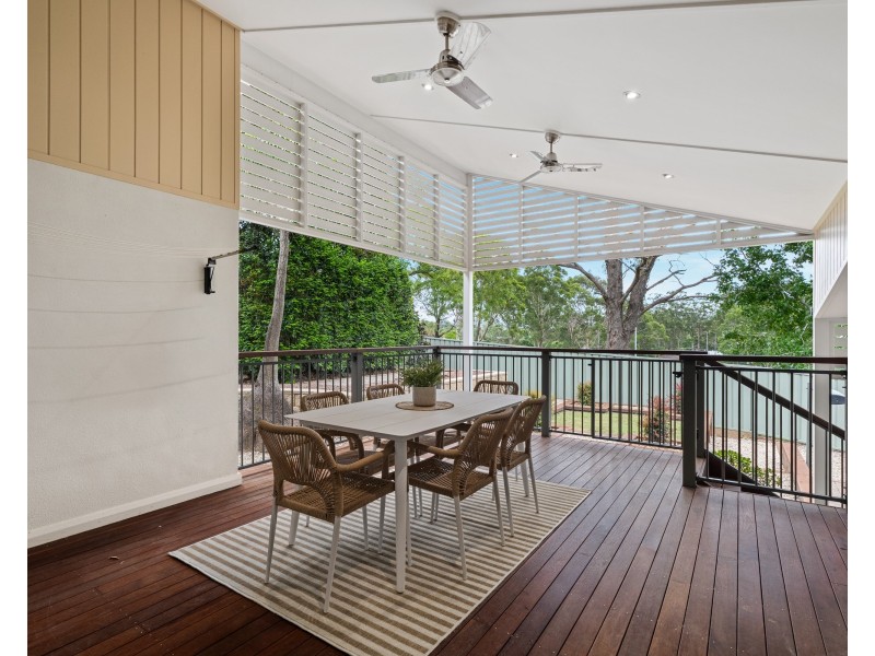 14 Beaumont Avenue, Wyoming NSW 2250