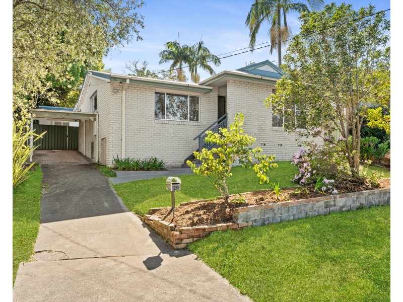 29 Angus Avenue, Wyoming NSW 2250